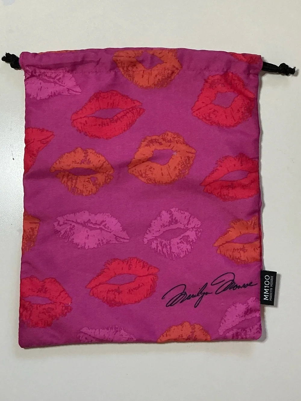 Ipsy Marilyn Monroe Limited Edition Pink Lips Beauty Glam Drawstring Bag